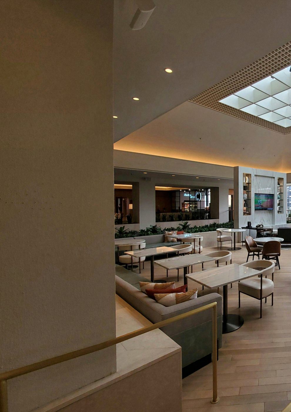 Architectural interior lighting